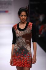 Model walks the ramp for Pam and Arch London Show at Lakme Fashion Week 2011 Day 4 in Grand Hyatt, Mumbai on 20th Aug 2011 (21).JPG
